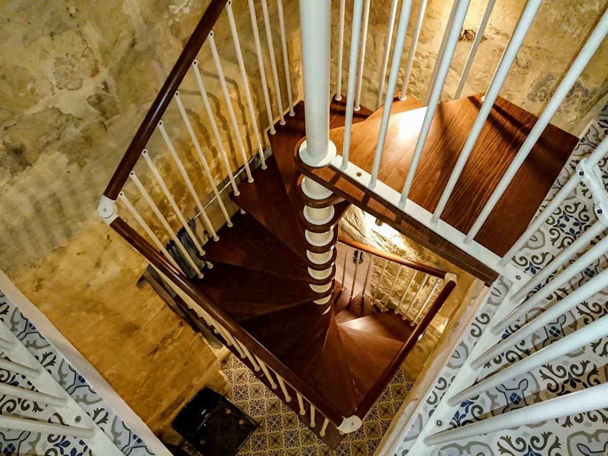 Вилла 16 Lettings - Charming Character House Биргу Экстерьер фото