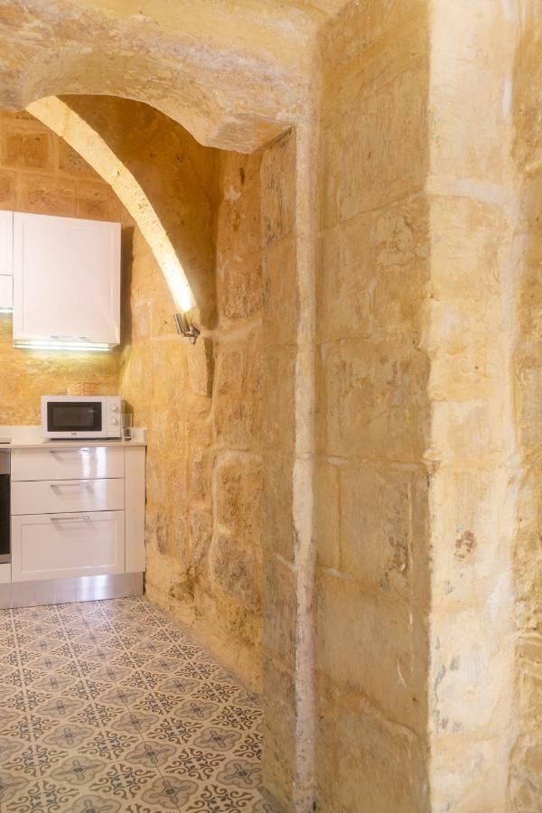 Вилла 16 Lettings - Charming Character House Биргу Экстерьер фото