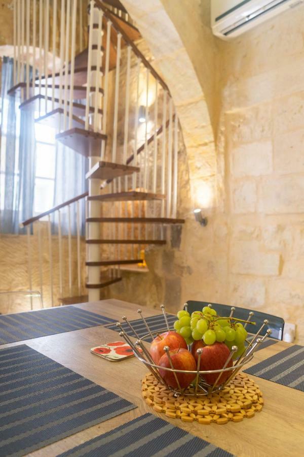 Вилла 16 Lettings - Charming Character House Биргу Экстерьер фото