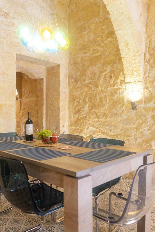 Вилла 16 Lettings - Charming Character House Биргу Экстерьер фото