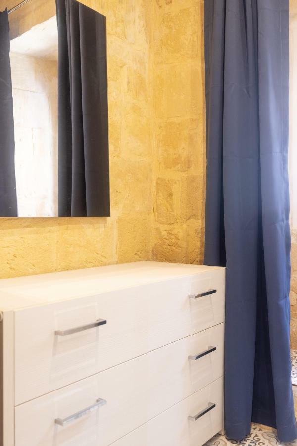 Вилла 16 Lettings - Charming Character House Биргу Экстерьер фото
