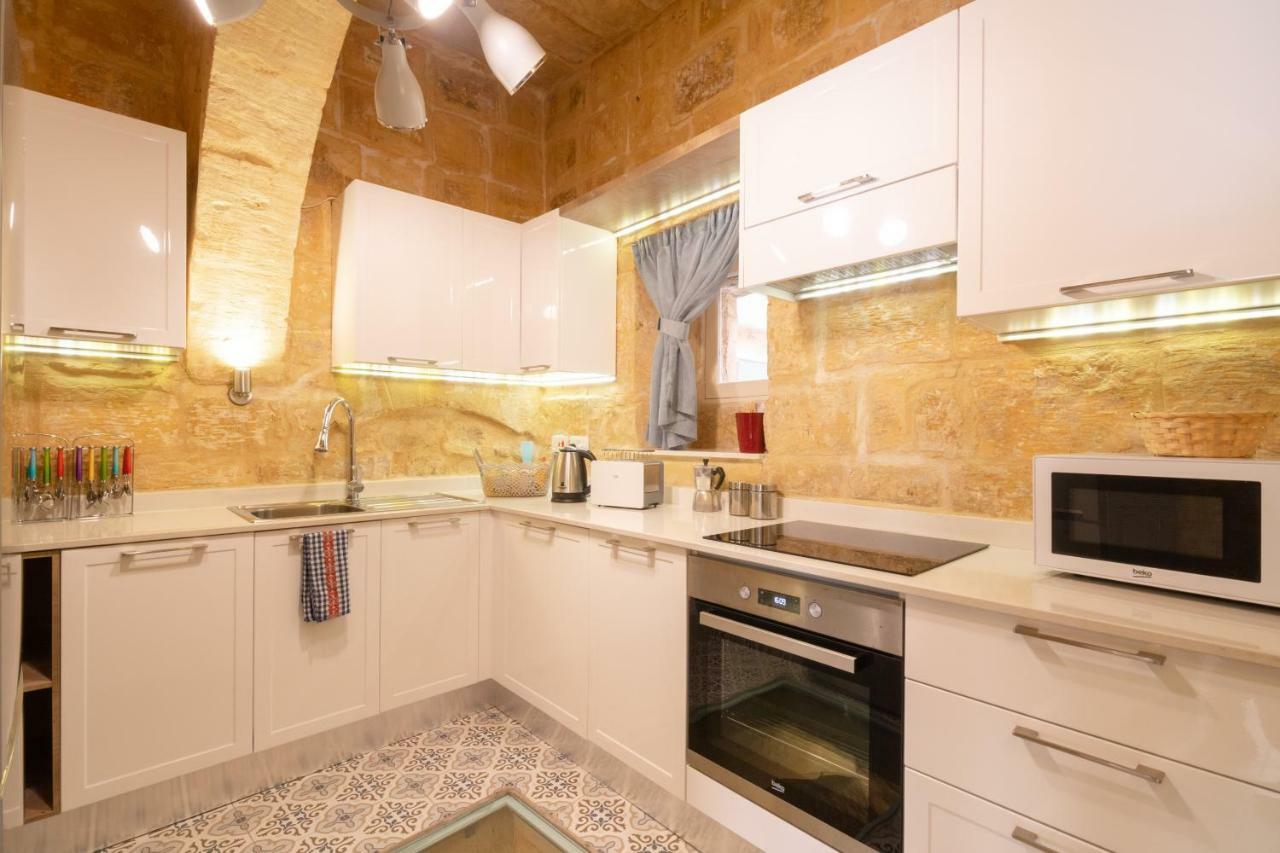 Вилла 16 Lettings - Charming Character House Биргу Экстерьер фото